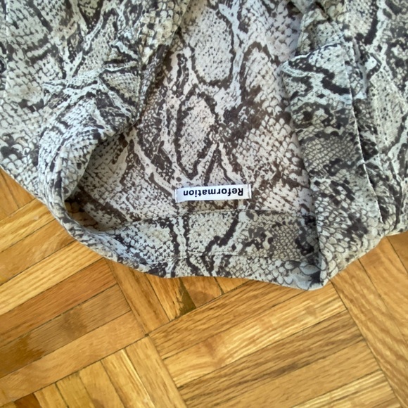 Reformation Python Button up shirt - Picture 3 of 8